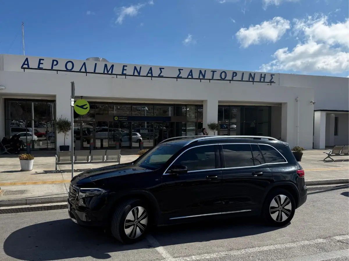 Private Airport transfer in santorini